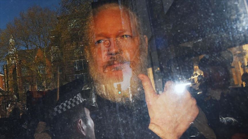 'Assange, büyükelçiliği casusluk merkezi olarak kullanmaya çalıştı'