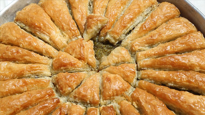 'Biberli Baklava' fuarın ilgi odağı oldu