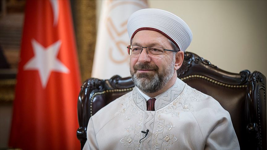 Diyanet İşleri Başkanı Erbaş'tan Berat Kandili mesajı