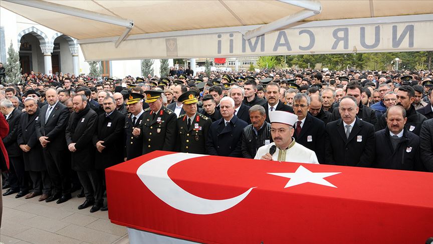 Piyade Sözleşmeli Er Çetin, son yolculuğuna uğurlandı!