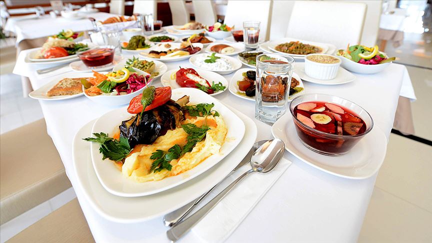 Canan Karatay'dan ramazanda sağlıklı beslenme önerileri