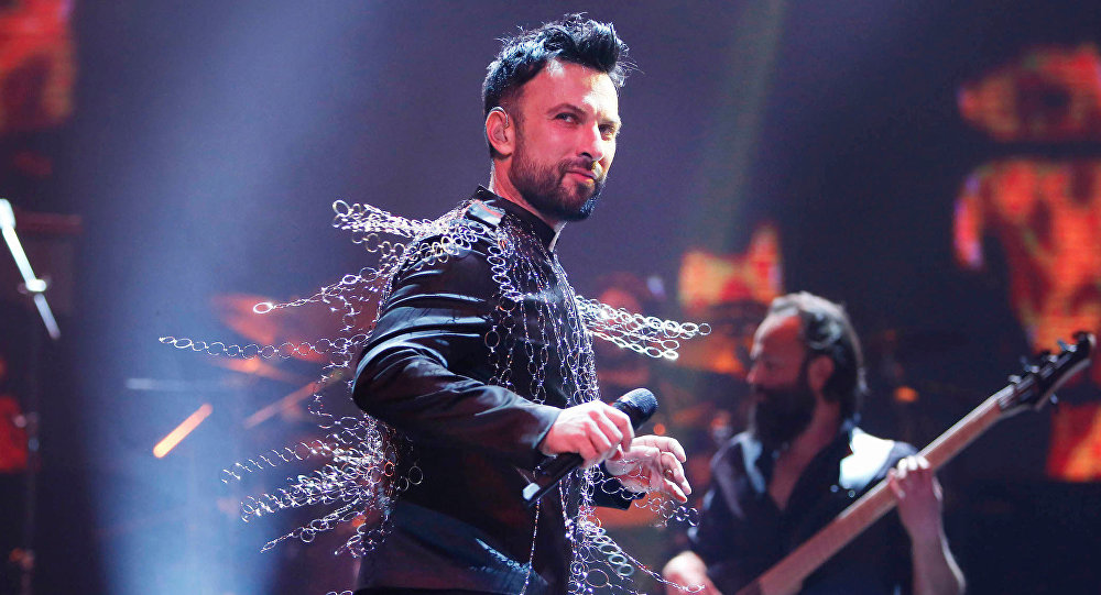 Tarkan Moskova'da konser verdi!