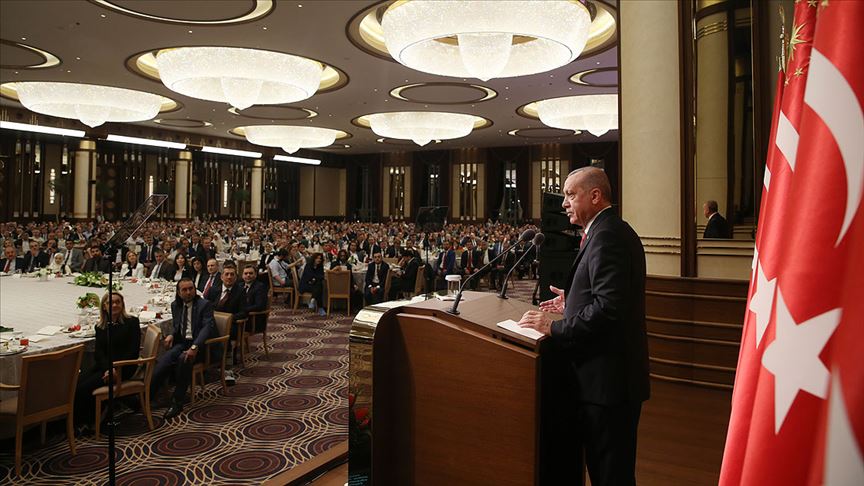 Cumhurbaşkanı Erdoğan: Eğitim konusunda meseleyi ideolojik zemine çekmek kimseye yarar sağlamaz