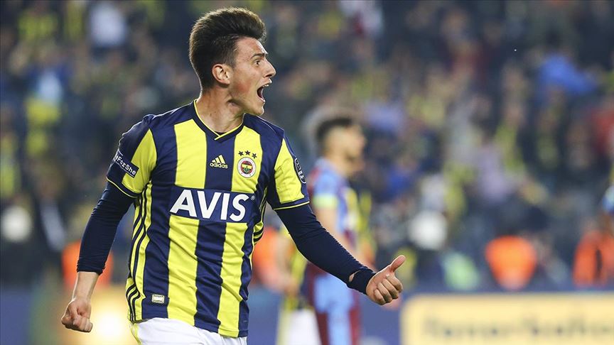 Eljif Elmas'a milli davet