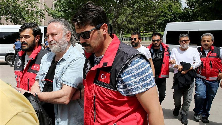 'Pedofili' içeren ifadelerin bulunduğu kitabın yazarı ve yayıncısı adliyede