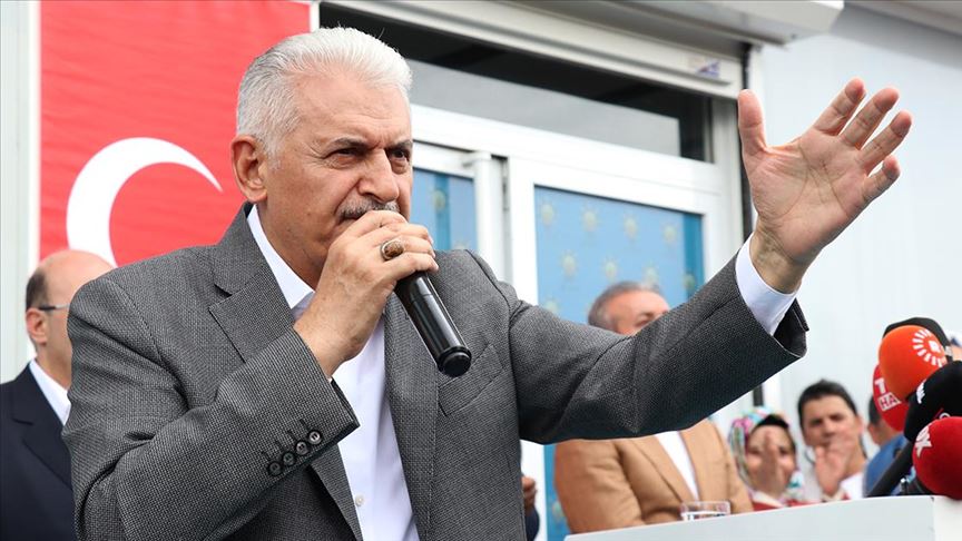 Binali Yıldırım: Kardeşliğimizi bozmak isteyenlere asla prim vermeyeceğiz