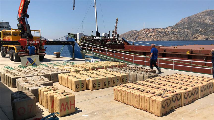 Türk polisinin istihbaratı 12 ton uyuşturucu ele geçirilmesini sağladı