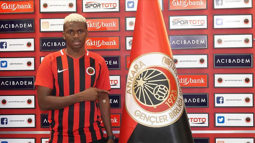 Gençlerbirliği Sadio Diallo'yu renklerine bağladı!