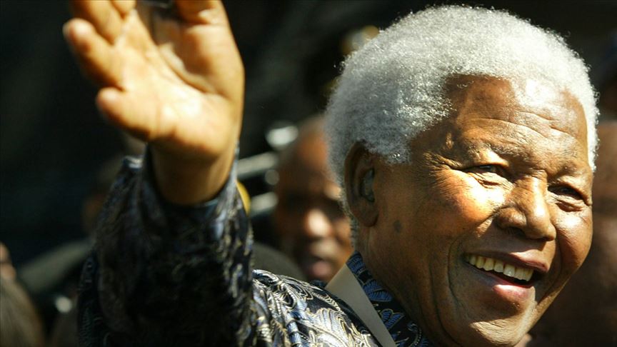 Güney Afrikalıların efsanevi lideri Mandela, doğumunun 101. yılında anılıyor