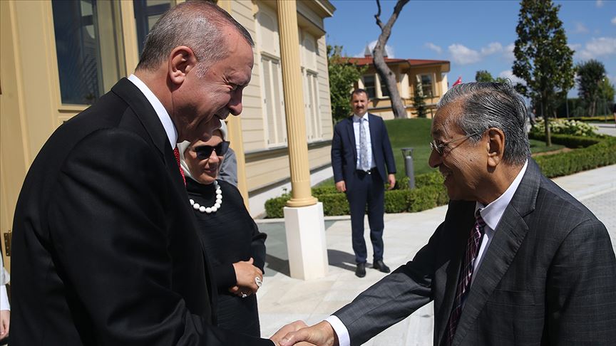 Erdoğan, Mahathir ile kahvaltıda buluştu!