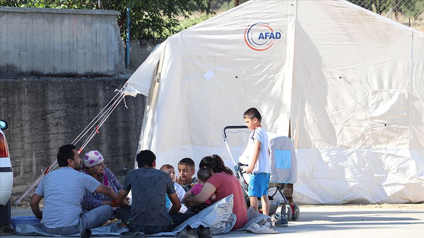 'Deprem bölgesinde buruk bayram'