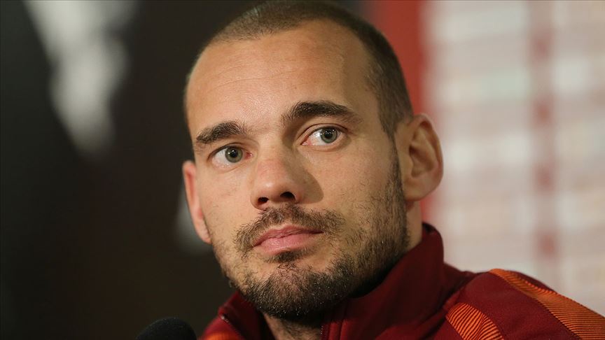 Sneijder futbolu bıraktı!