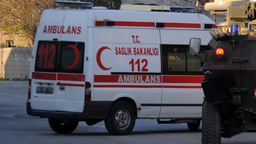 Diyarbakır'da zırhlı araç devrildi: 1 polis şehit, 5 polis yaralı