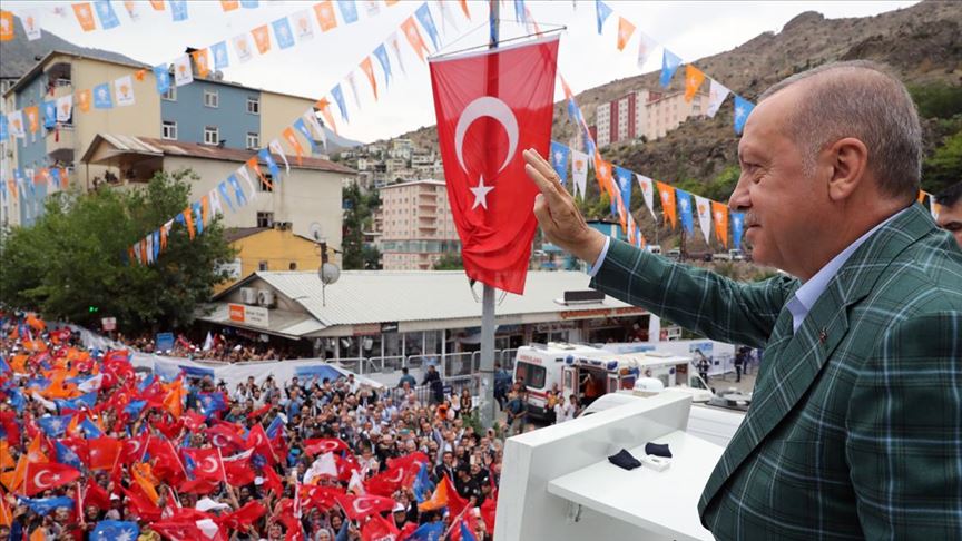 Cumhurbaşkanı Erdoğan: Türkiye'nin haklarını sonuna kadar savunacağız
