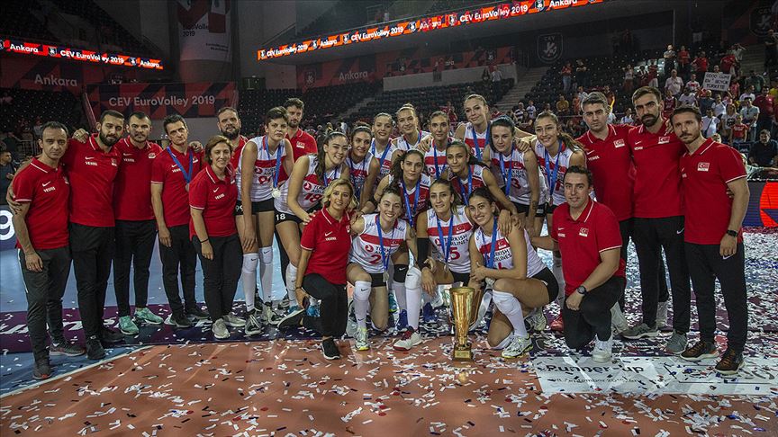 Türkiye voleybolda Avrupa ikincisi