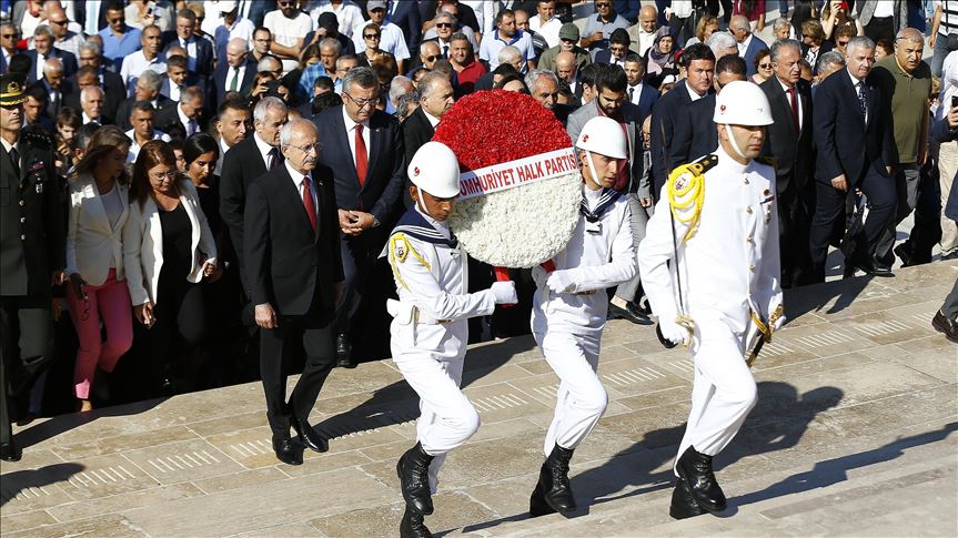 CHP heyeti Anıtkabir'i ziyaret etti!