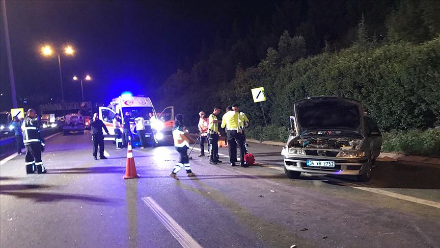 Anadolu Otoyolu'nda zincirleme kaza: 3 ölü, 3 yaralı