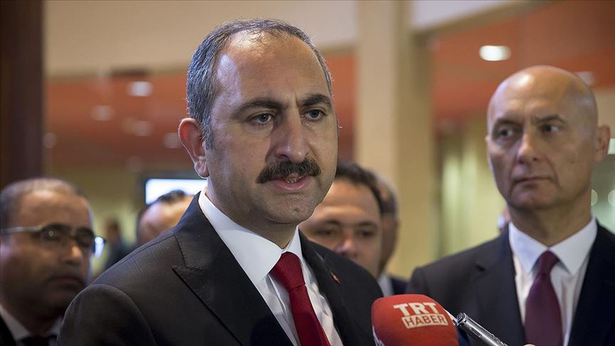 Adalet Bakanı Gül: Türkiye operasyonu uluslararası hukuk çerçevesinde sürdürmektedir