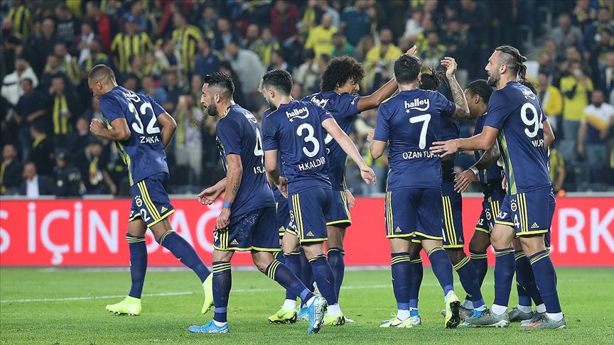 Fenerbahçe zirveye biraz daha yaklaştı!