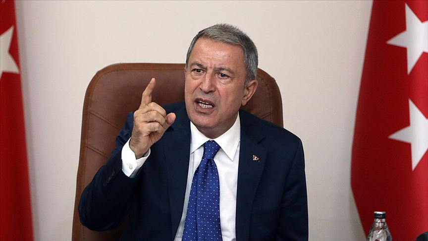 Bakan Akar: Yasaklanan hiçbir mühimmatı veya kimyasal silahı kullanmadık