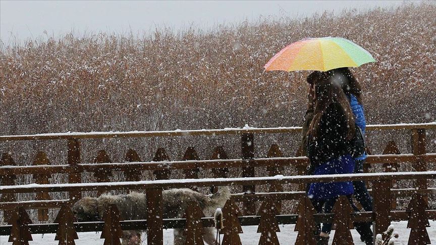 Ilgaz, Kartepe, Abant ve Düzce yaylalarına mevsimin ilk karı düştü