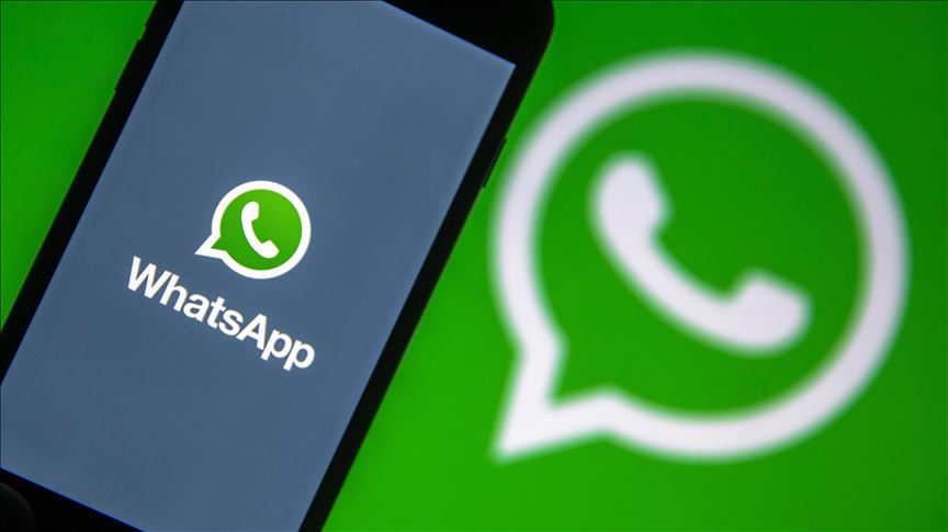 Üniversiteliler günde en az 5 saat WhatsApp'ta..