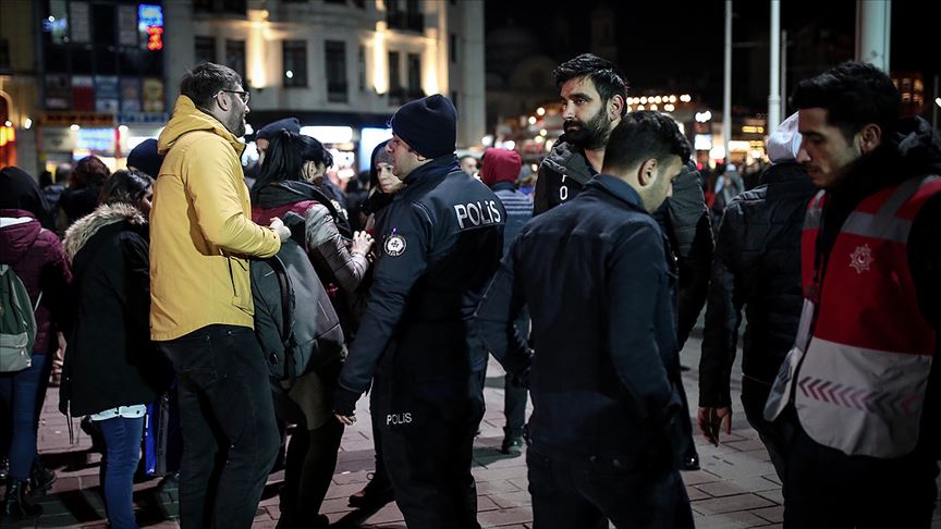 Yılbaşı tedbirleri kapsamında ülke genelinde 317 bin 121 güvenlik personeli görev yapacak