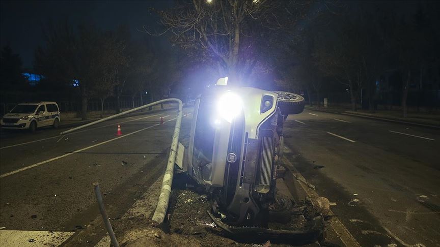 Başkentte trafik kazaları: 1 ölü, 1 yaralı