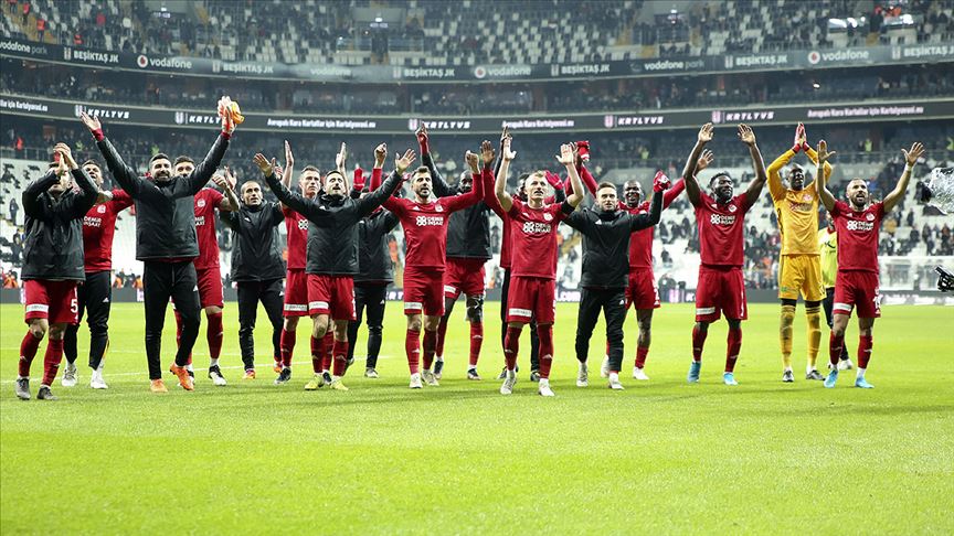 Sivasspor yoluna doludizgin devam ediyor