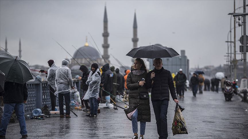 İstanbul'da perşembe günü karla karışık yağmur bekleniyor