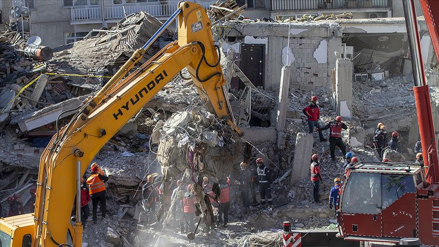 Elazığ'daki depremde 35 kişi hayatını kaybetti!