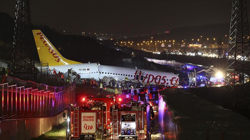 Sabiha Gökçen Havalimanında yolcu uçağı pistten çıktı: 3 kişi hayatını kaybetti