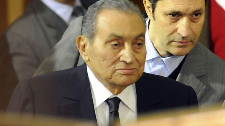 Mısır’a diktatörlüğü miras bırakan lider: Hüsnü Mübarek