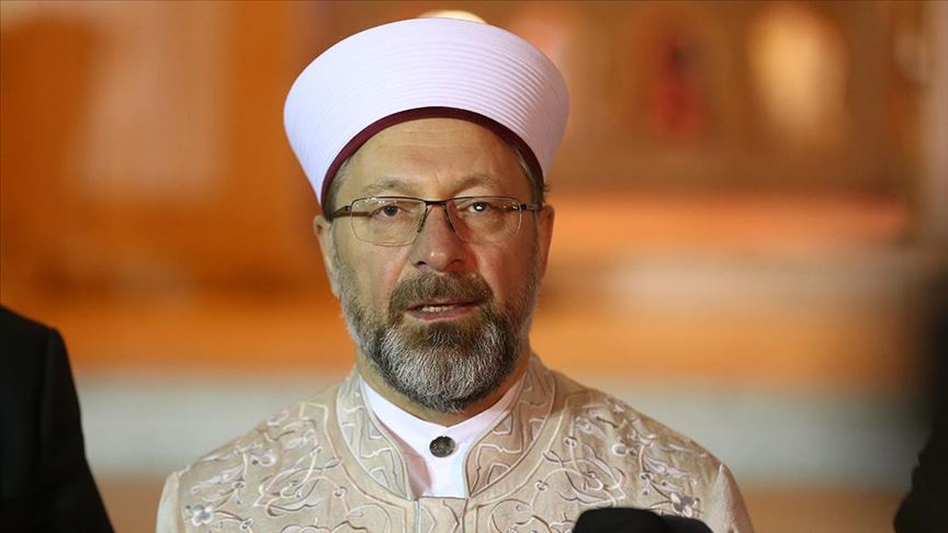 Diyanet İşleri Başkanı Erbaş, Suudi Arabistan'ın 'koronavirüs kararını' değerlendirdi