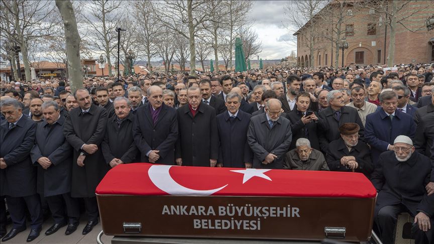 Eski bakanlardan Şevket Kazan son yolculuğuna uğurlandı