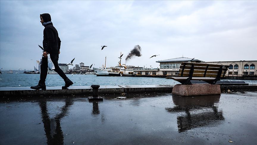 Yarın yağış beklenen İstanbul'da sıcaklıklar da düşecek!