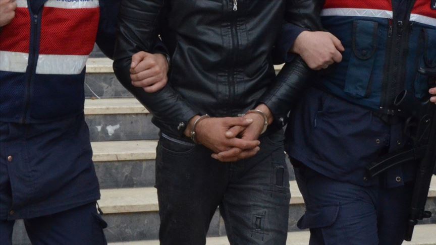 Ankara'da 103 suçtan aranan 'Binbir surat' lakaplı dolandırıcı yakalandı