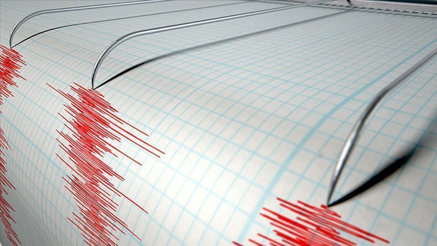 Akdeniz'de 4 büyüklüğünde deprem meydana geldi.