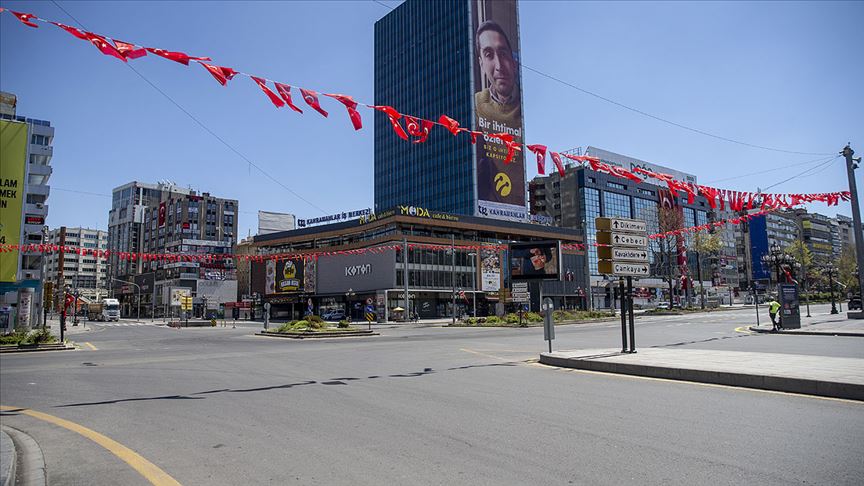 Başkent sokaklarında sessizlik hakim