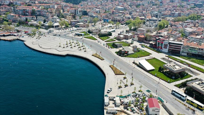 İstanbul sokaklarında kısıtlamanın 2. gününde sakinlik hakim