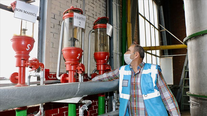 Eskişehir Şeker Fabrikası günlük 50 bin litre etil alkol üretiyor!