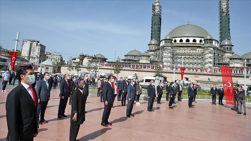 19 Mayıs Atatürk'ü Anma, Gençlik ve Spor Bayramı kutlanıyor..