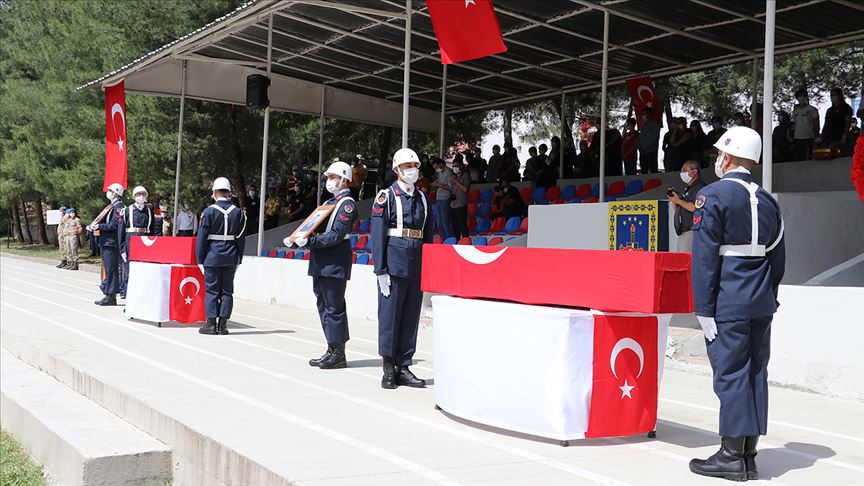 Siirt'te şehit olan askerlerin cenazeleri memleketlerine gönderildi