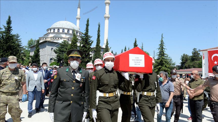 Şehit Anayurt son yolculuğuna uğurlandı