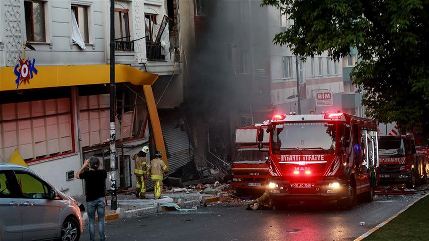 İstanbul'da bir binada patlama meydana geldi