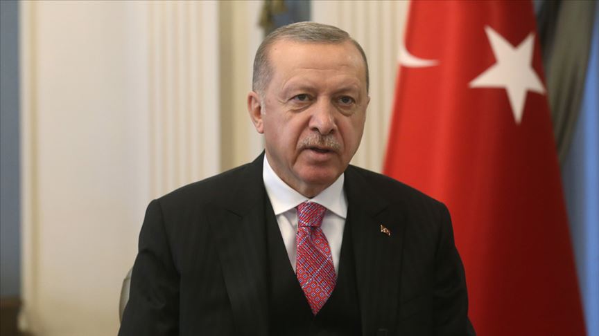 Cumhurbaşkanı Erdoğan'dan 'Tarih yazmaya devam edeceğiz' paylaşımı