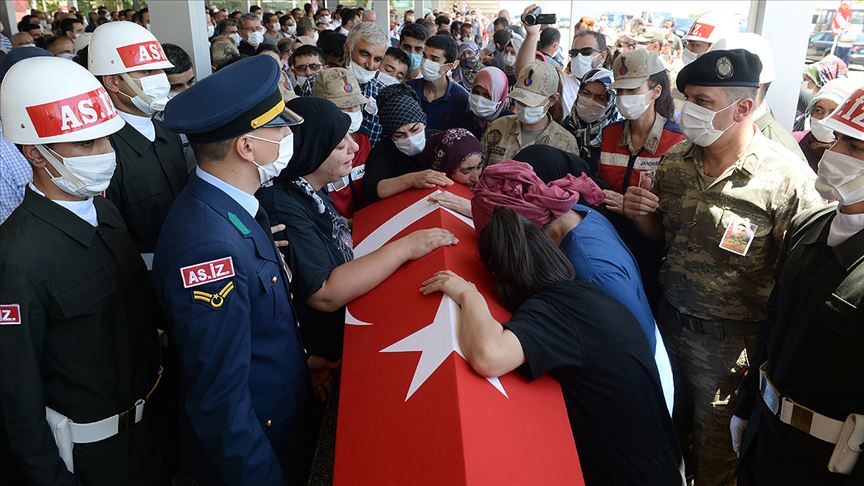 Şehit Emre Büyükyıldırım son yolculuğuna uğurlandı