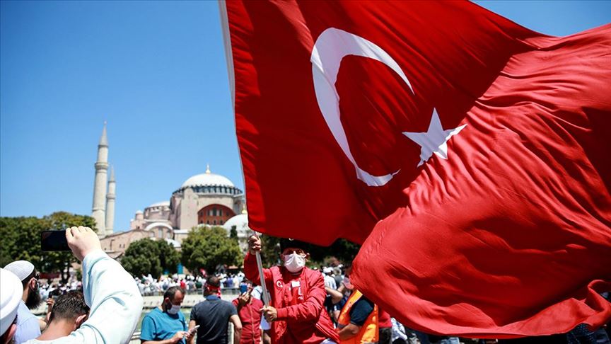 Tunus Cami İmamları Derneği: Ayasofya'daki cuma namazı Müslümanları sevindirdi