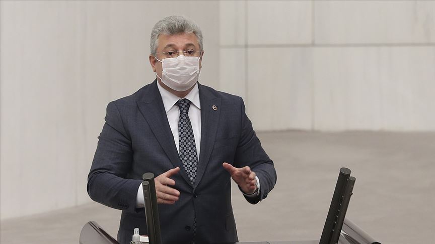 Kovid-19 tedavisi tamamlanan AK Parti Grup Başkanvekili Akbaşoğlu taburcu edildi
