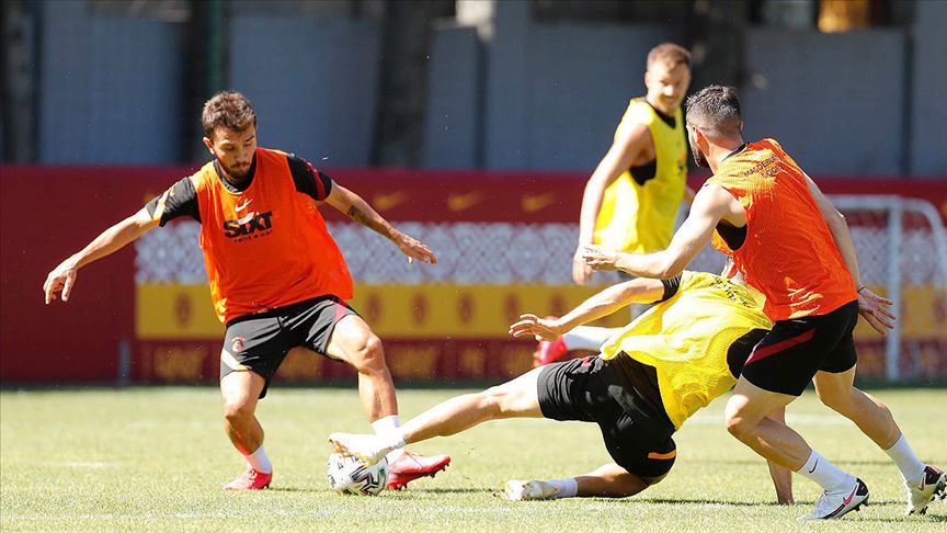 Galatasaray'ın UEFA Avrupa Ligi'ndeki rakibi Neftçi oldu!